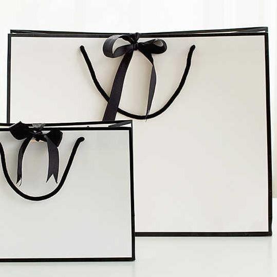 Black & White Medium Gift Bag