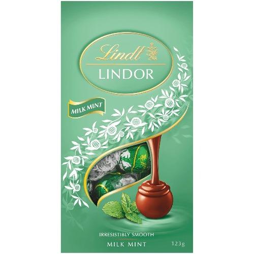 Lindt Lindor Milk Mint Chocolates Pouch 123g