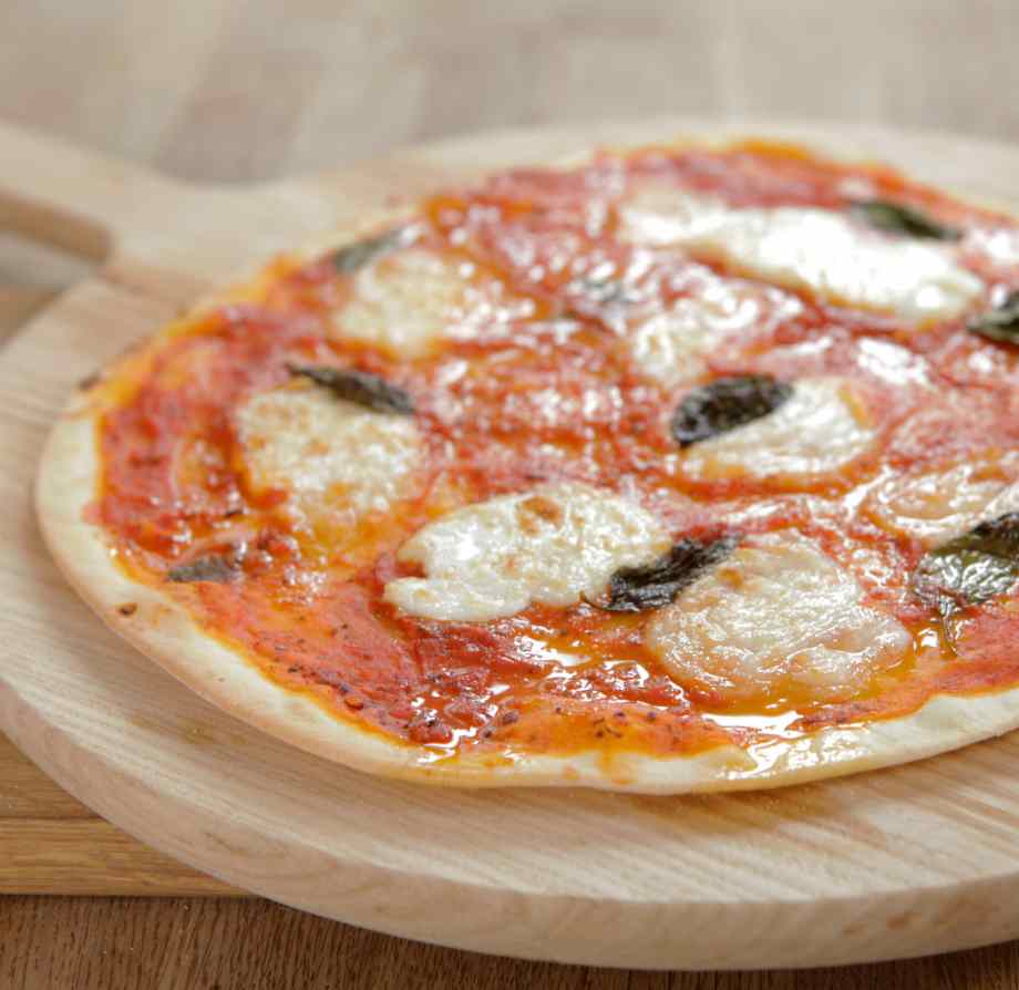 Classic Italian Pizza