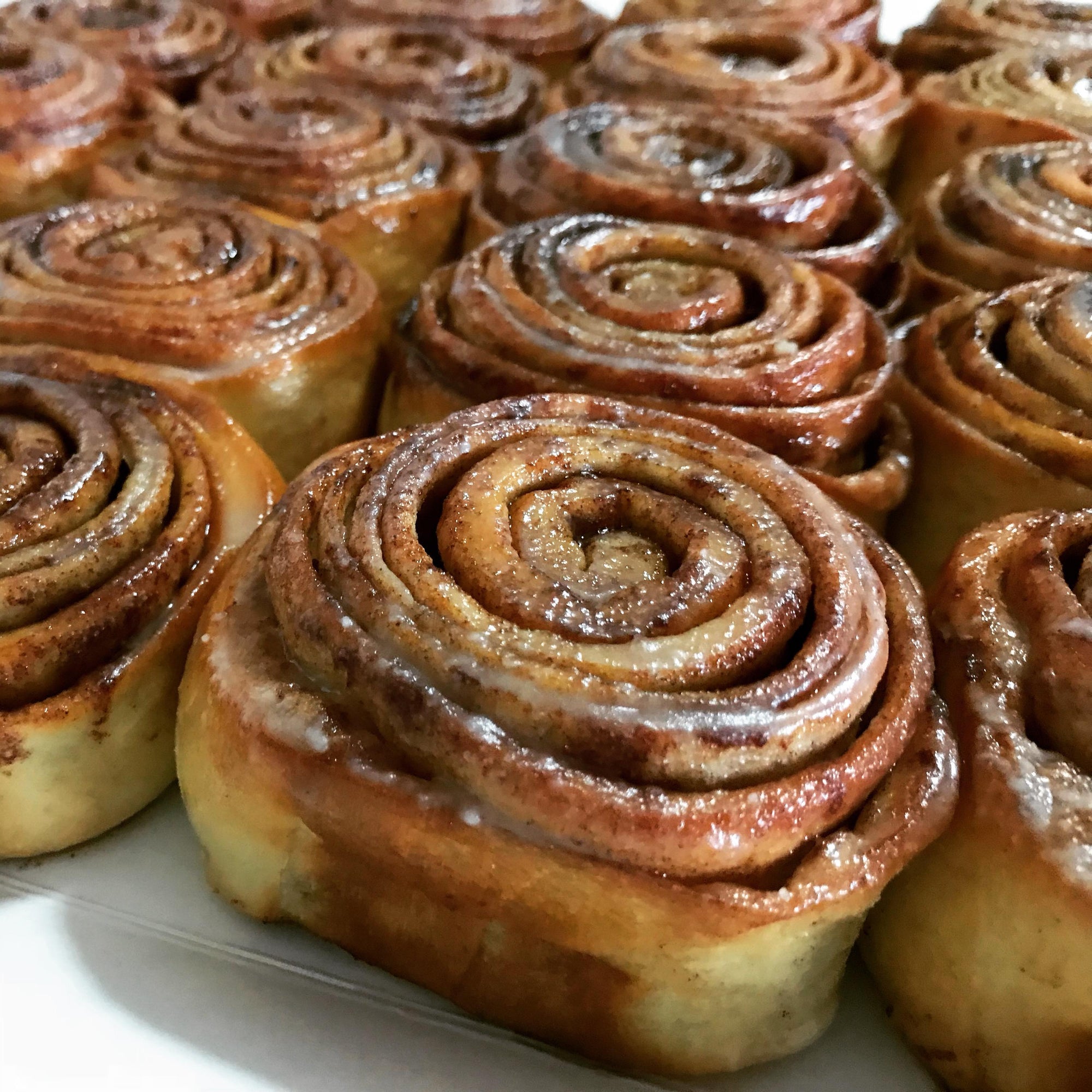 Cinnamon Scrolls /12