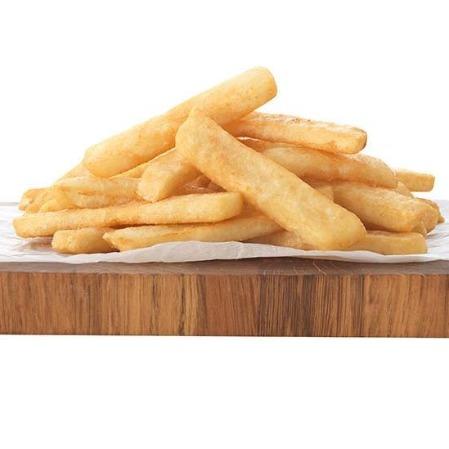 Mr Chips Beer Battered 18/19mm Fries 900g