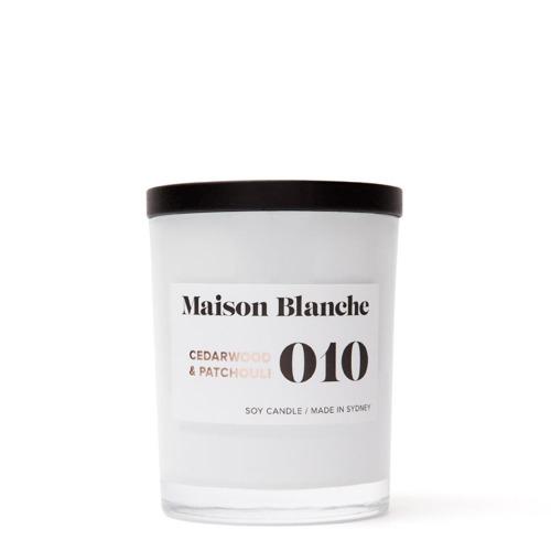 Maison Blanche 010 Cedarwood & Patchouli / Medium Candle