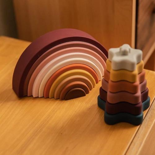 Silicone Rainbow Stacker