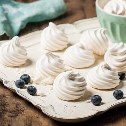 Elite White Meringue Twirls 12pk