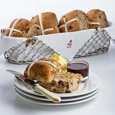 Couplands Hot Cross Buns Traditional