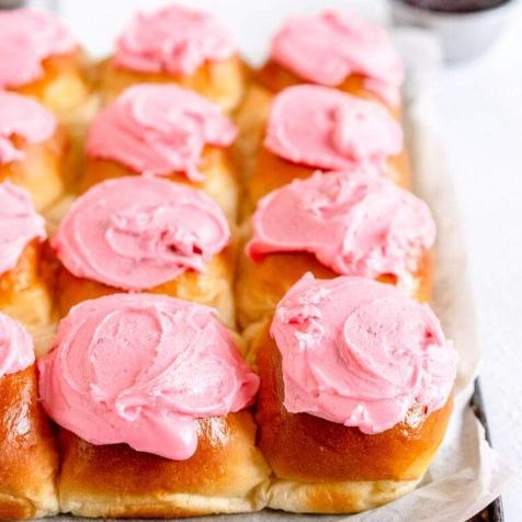 C&C Kitchen Pink Icing Buns